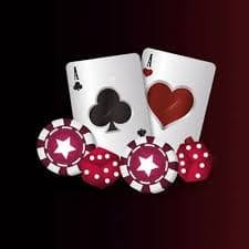 Tampilan meja Domino QQ dengan pemain, kartu domino, dan pot di tengah meja